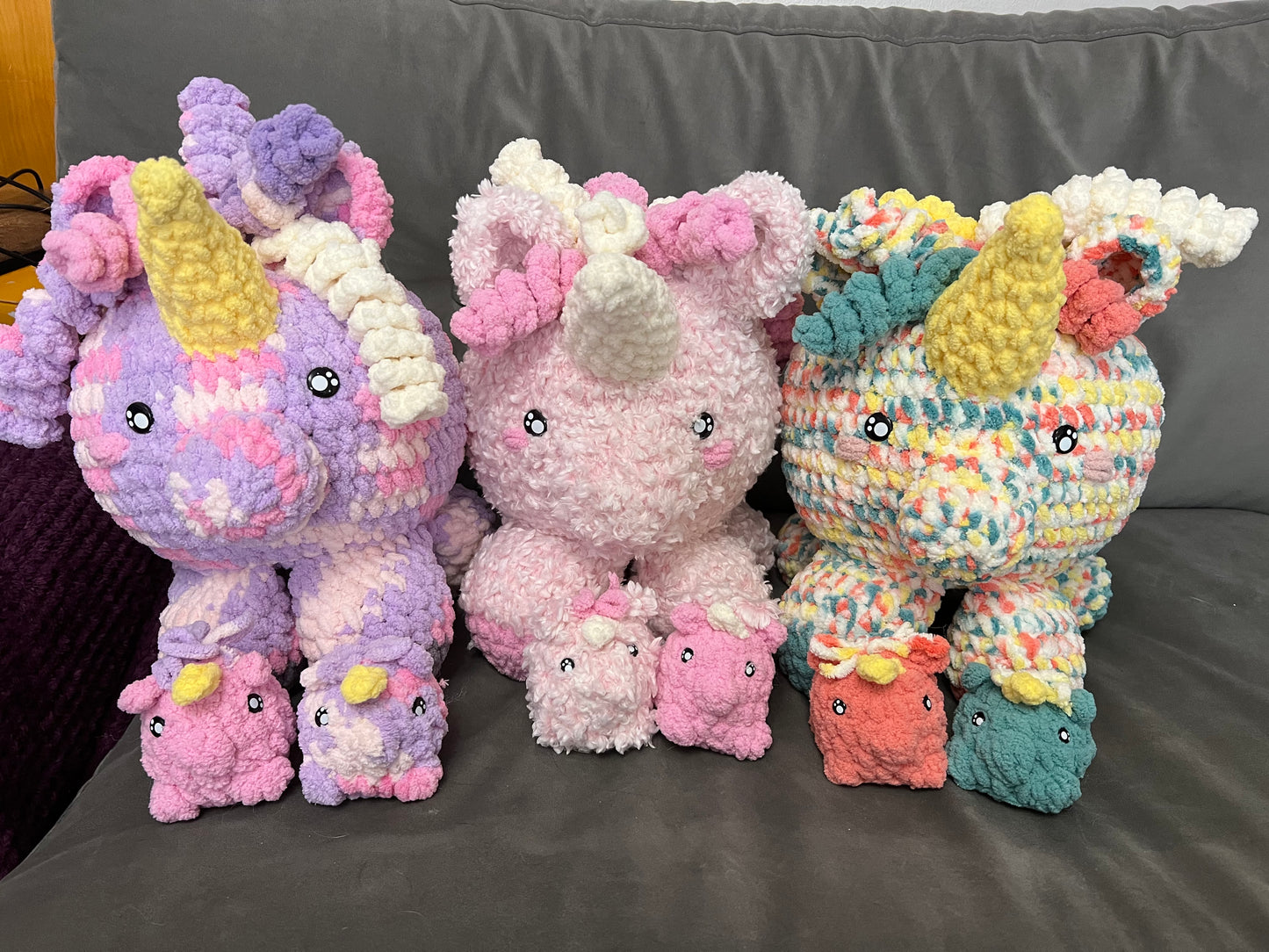 Mommy Unicorn and 2 Babies