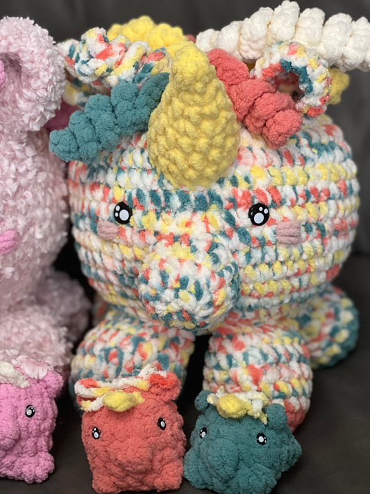 Mommy Unicorn and 2 Babies